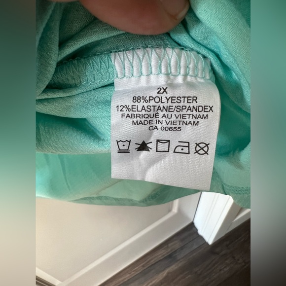 Two for one! Addition Elle active wear top - Picture 7 of 7